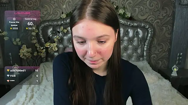 Raven_Crowe's cam snapshot