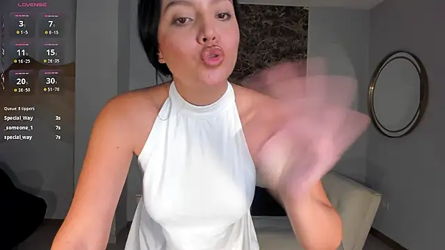 NinaMichelle live sex cam