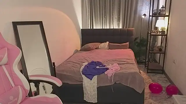 XShyBabyFloraX's cam snapshot