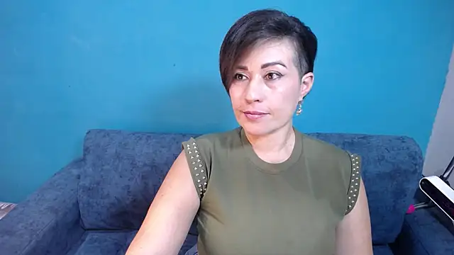 Sunny_rayz_ live sex cam