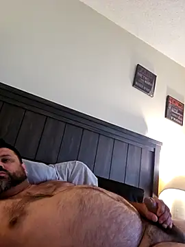 Roddog18 live sex cam