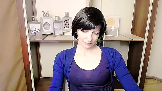 _AngeliaFlow_ live sex cam