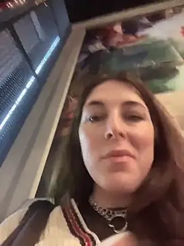 MommmyYummy live sex cam