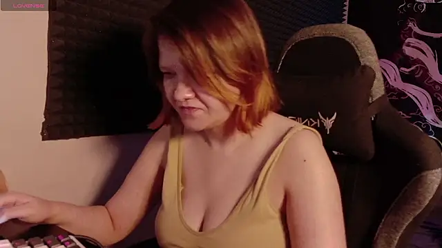 Nora_lovvvv's cam snapshot