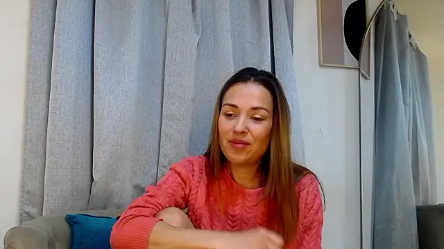 camilawm19 live sex cam