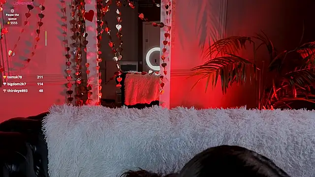 Kelly_Woods's cam snapshot