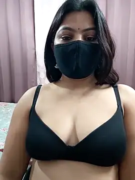 Half_girlfrnd_530 live sex cam