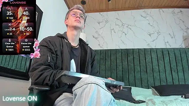 nicktorn live sex cam