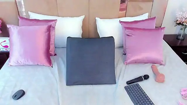 LizBrook live sex cam