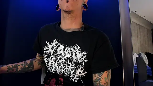 kaletattoo's cam snapshot