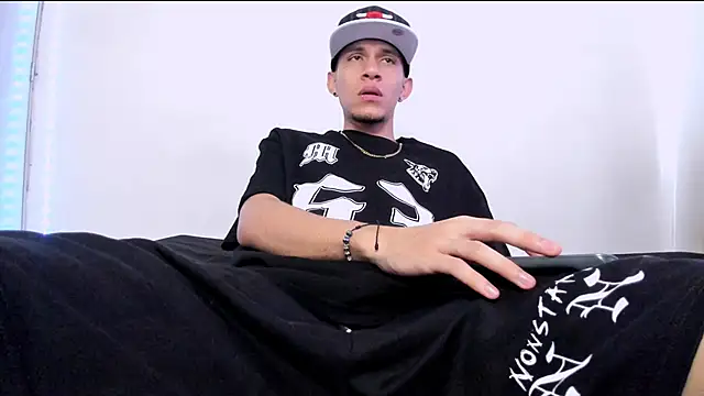 Samuel_Suarez's cam snapshot