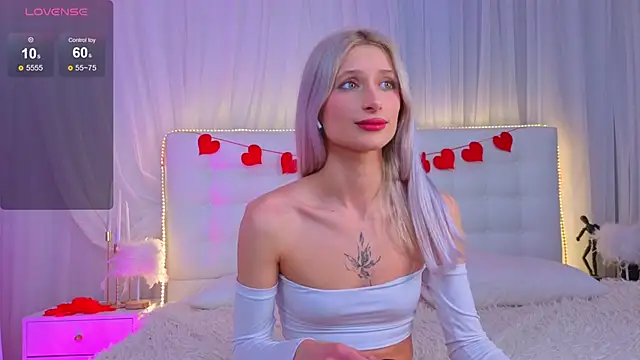 Monica_Leen's cam snapshot