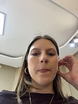 YourSweetArya's cam snapshot