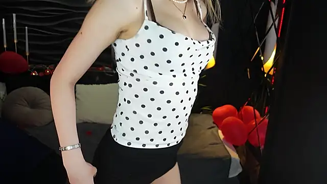 Jessie_Cuti's cam snapshot