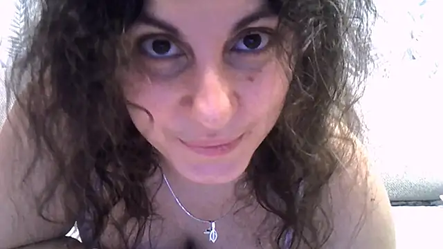 ShelaDiass's cam snapshot