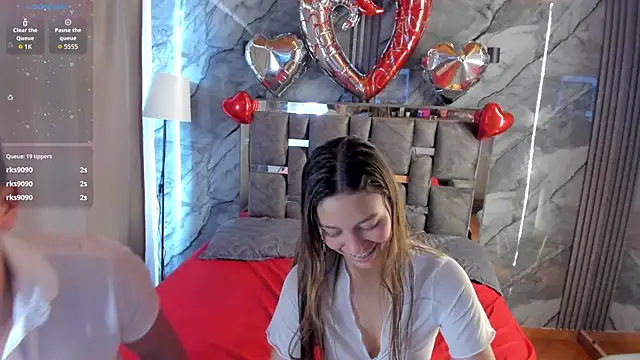 Manson_and_Zoe's cam snapshot