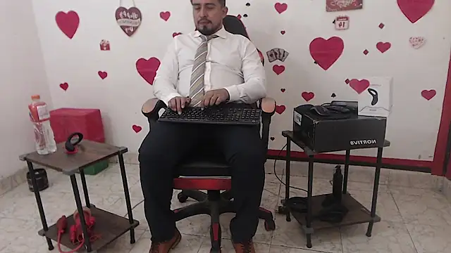 KalethBigDick live sex cam