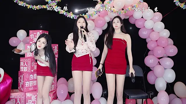 HoneyBaby-001's cam snapshot