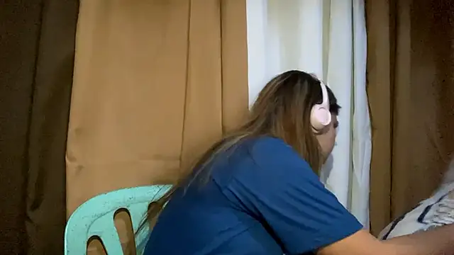 LeeanneBakeley's cam snapshot