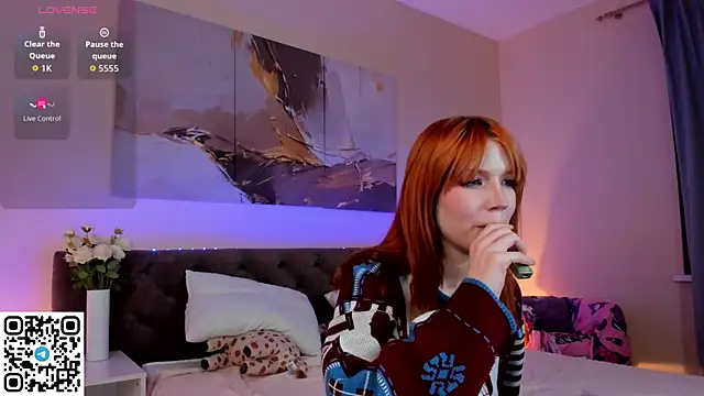 Linablueeyed's cam snapshot