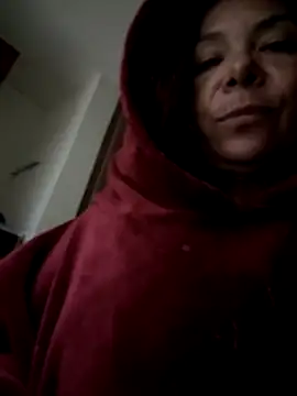 Scarlet_curly8a's cam snapshot