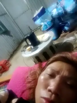 bella-la's cam snapshot