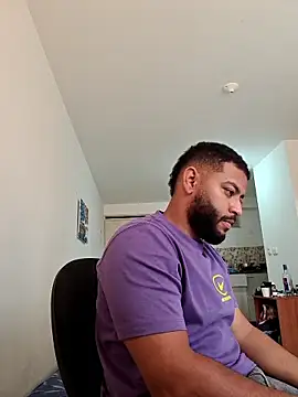 KLEYTON33 live sex cam