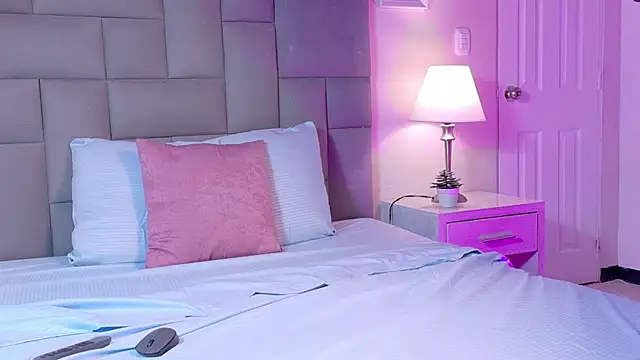 Noah_Bells live sex cam