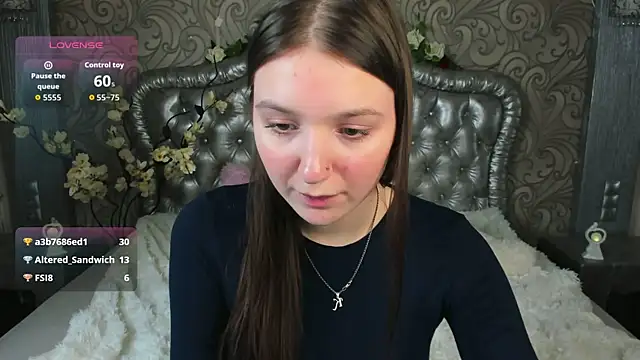 Raven_Crowe's cam snapshot