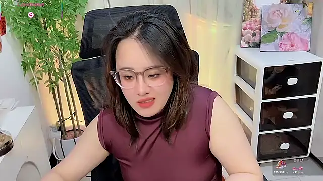 NEWONETO live sex cam