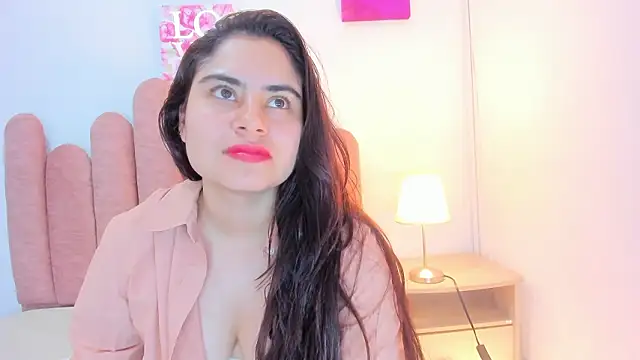 LunaMarin_'s cam snapshot