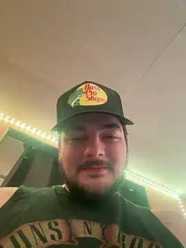 latenightguy live sex cam