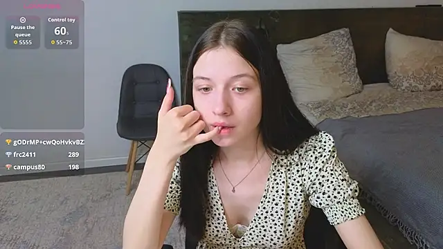 AlicePowells's cam snapshot