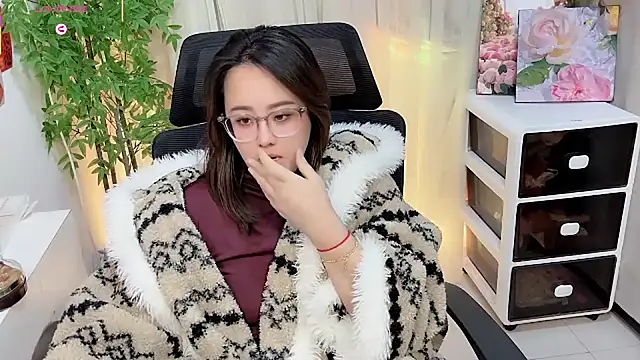 NEWONETO live sex cam