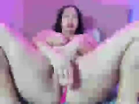 Lulu_Lynch69's cam snapshot