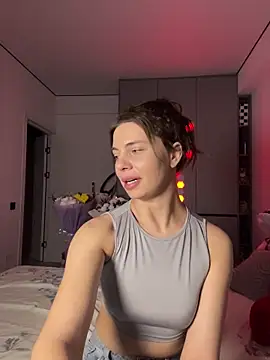 CurlyLara live sex cam