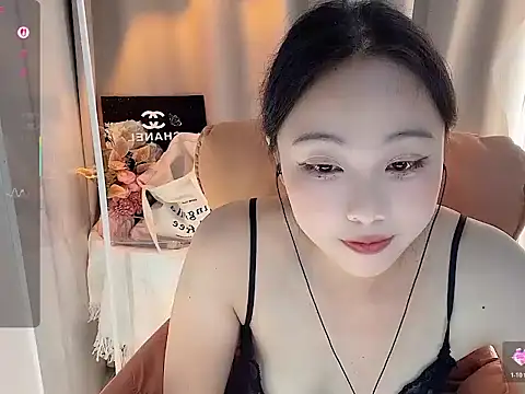 Lydia-668's cam snapshot