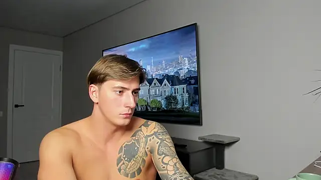 DaniHort live sex cam