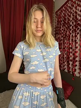 LovelyMiu live sex cam
