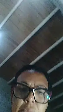 Xoticxenax's cam snapshot