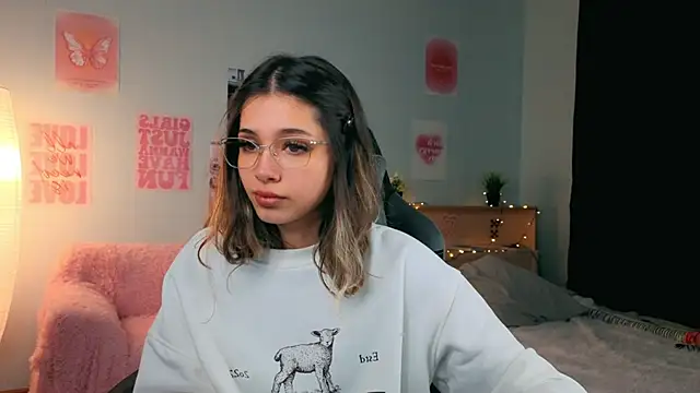 dinnerwithflowers's cam snapshot