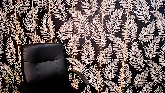 Olivia_playful live sex cam