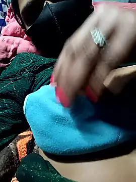 Chhavi_Chadha's cam snapshot