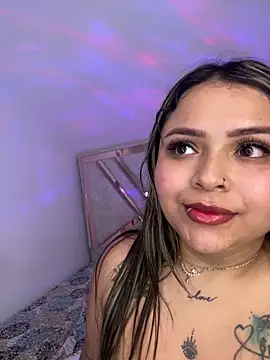 ashley-swift-'s cam snapshot