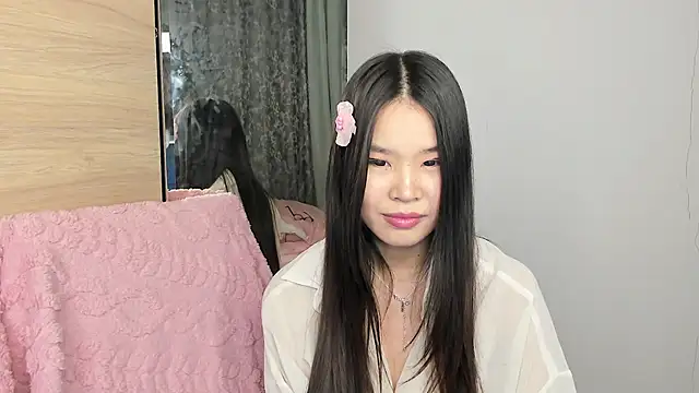 amiya_cute's cam snapshot