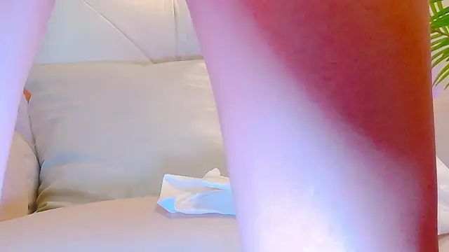 MeettheRainbow live sex cam