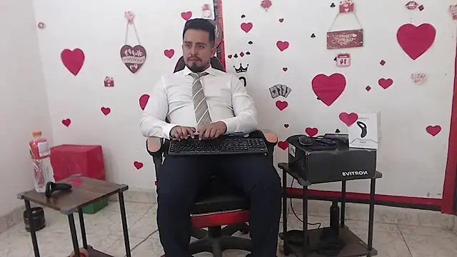 KalethBigDick live sex cam