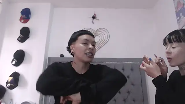 dulce_maria_x live sex cam