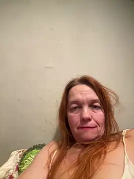 Suzanele's cam snapshot