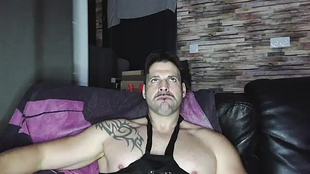 XxBigboybandxX's cam snapshot